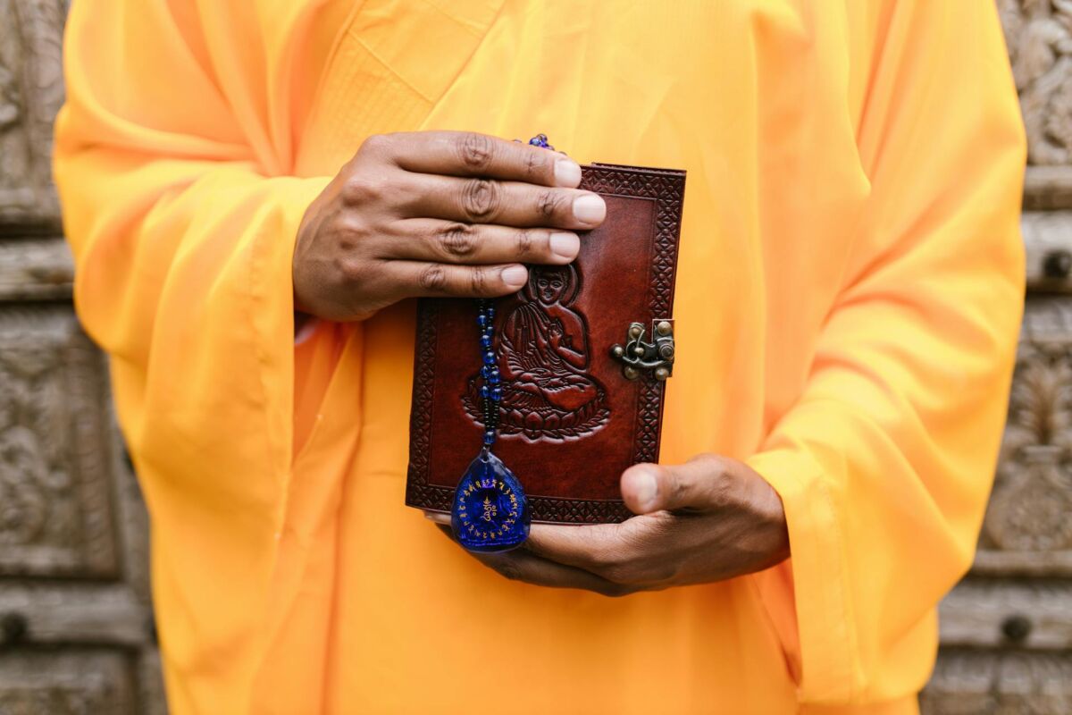 3 Best Buddhist Meditation Books for Beginners