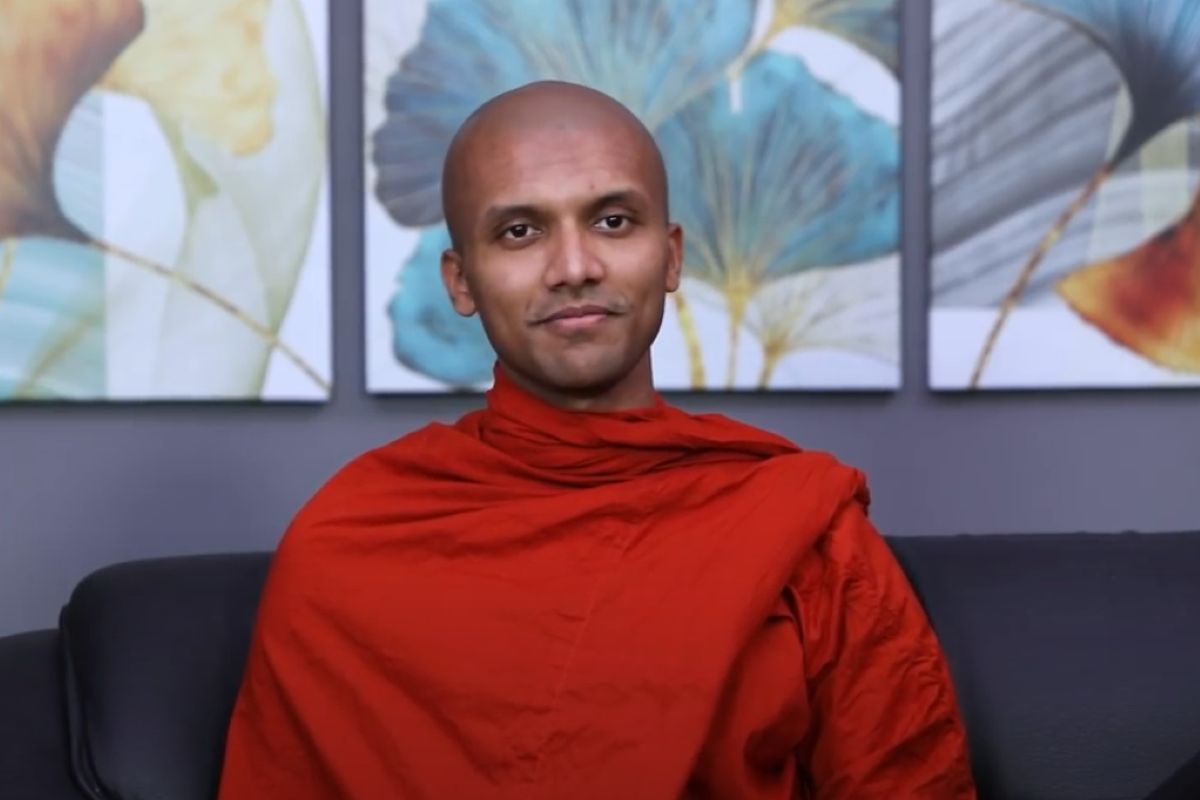 What Is a Buddhist Monk’s Advice on Living a Happy Life?