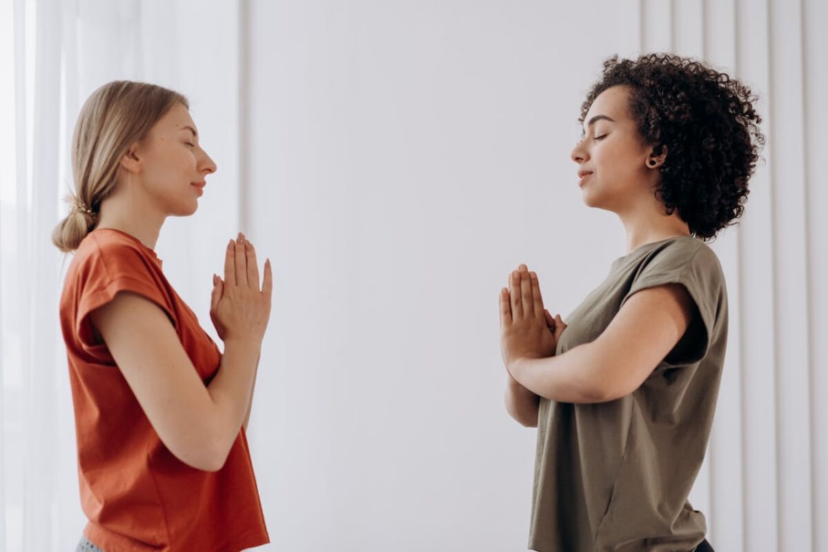 How Can I Teach My Friend to Meditate?